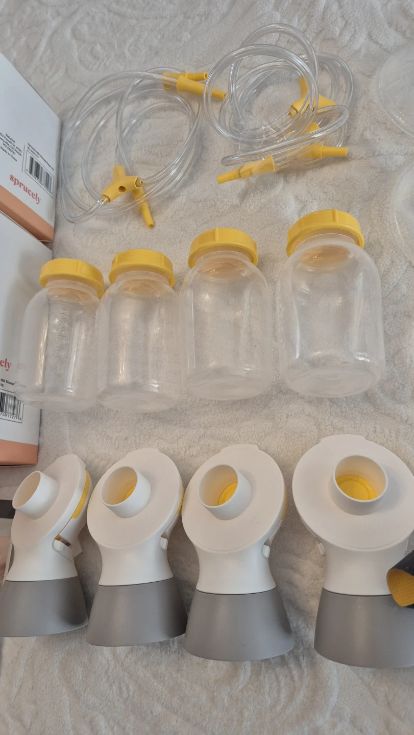 Medela Pump in Style Pro Breast Pump with Accessories - photo 3