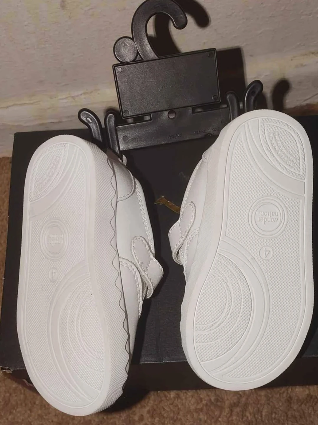 White Mary Jane Shoes Size 4 - photo 2