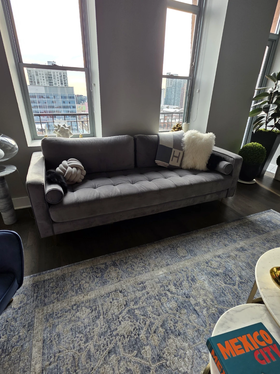 Gray Velvet Tufted Sofa - photo 5