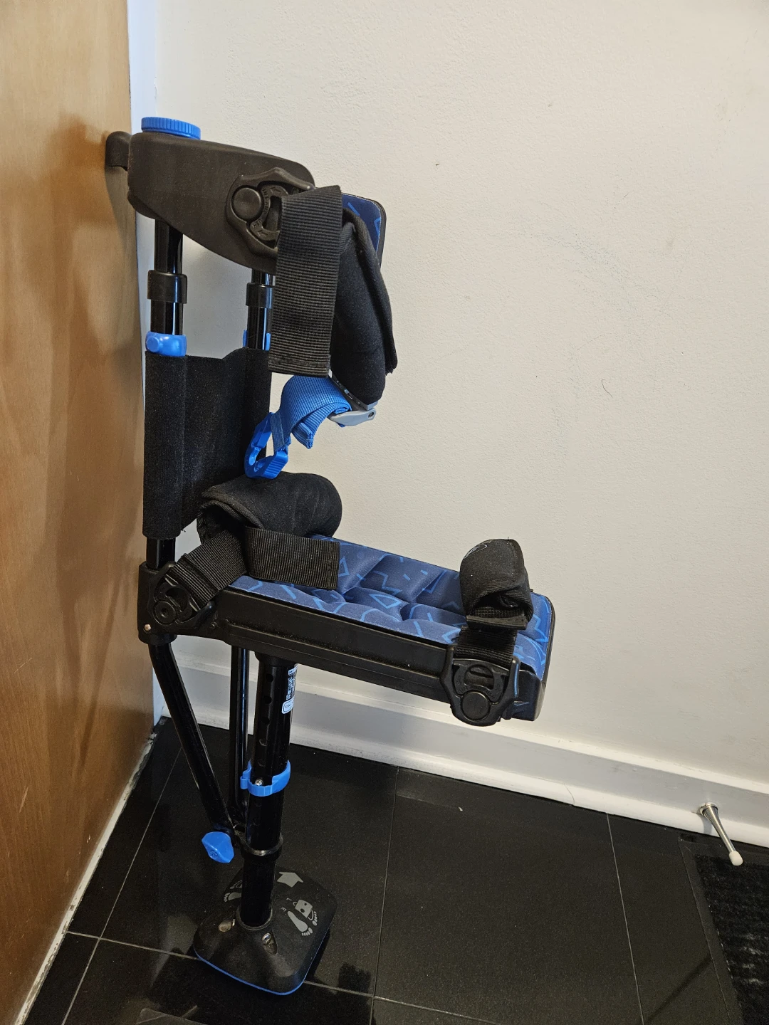 iWALK 3.0 Hands-Free Crutch - photo 4
