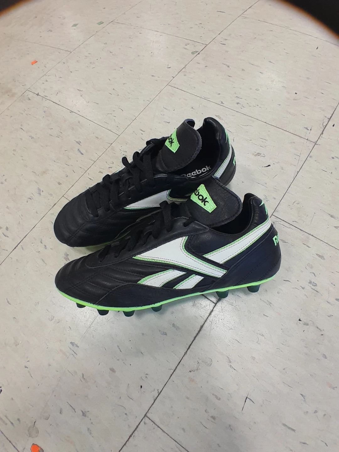 Reebok Soccer Cleats Men's Size 8