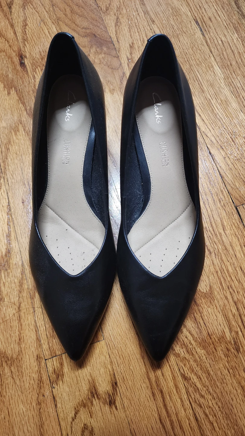 Clarks Black Leather Heels - photo 2