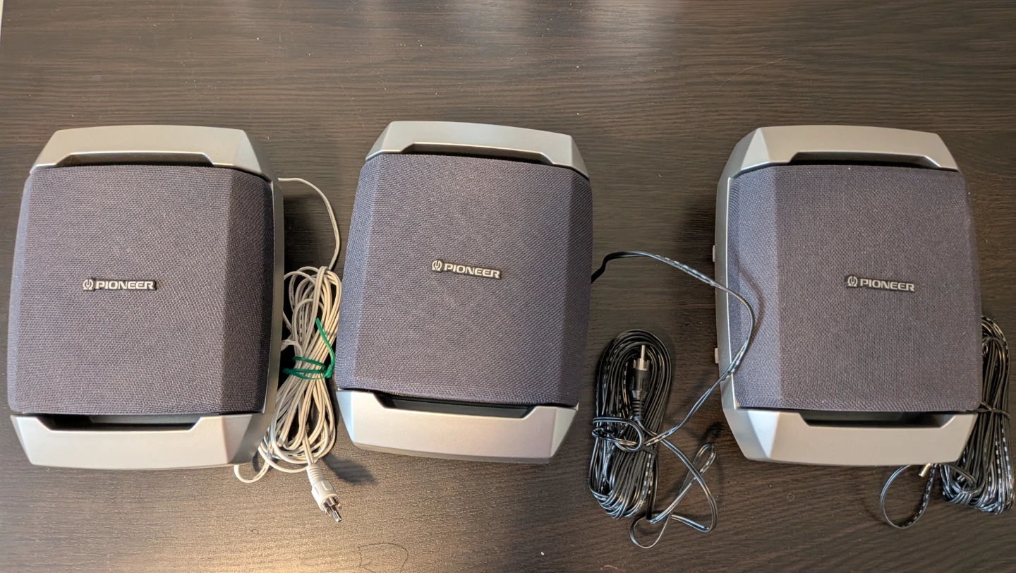 Pioneer Speakers (Set of 3)