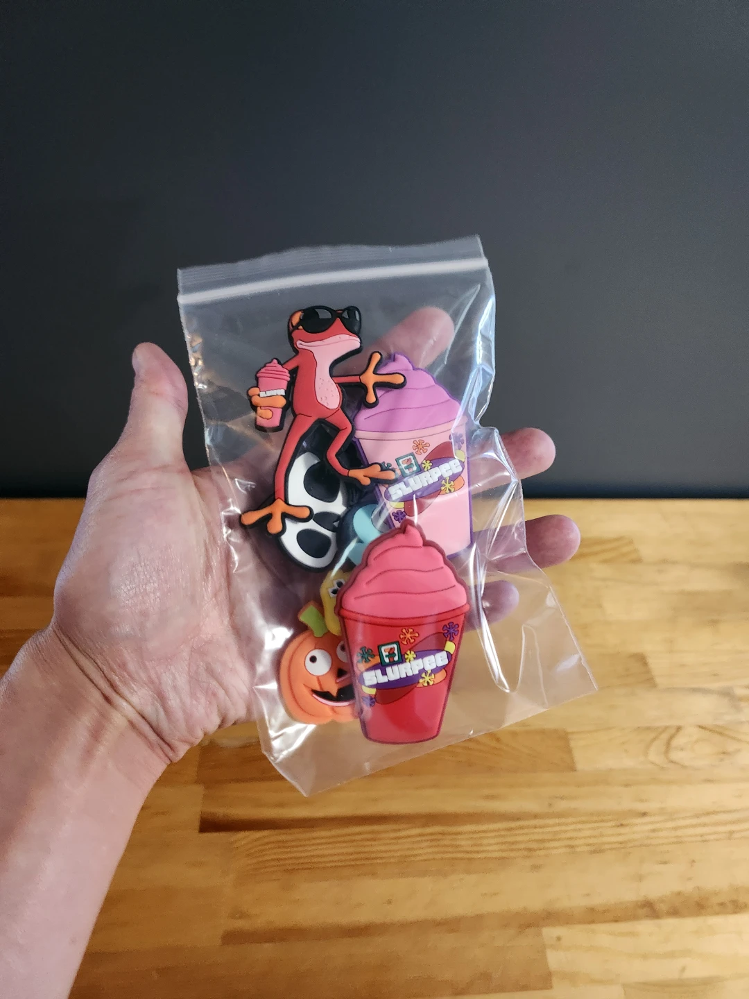 7-Eleven Slurpee / Halloween Drink Straw Charms - photo 3