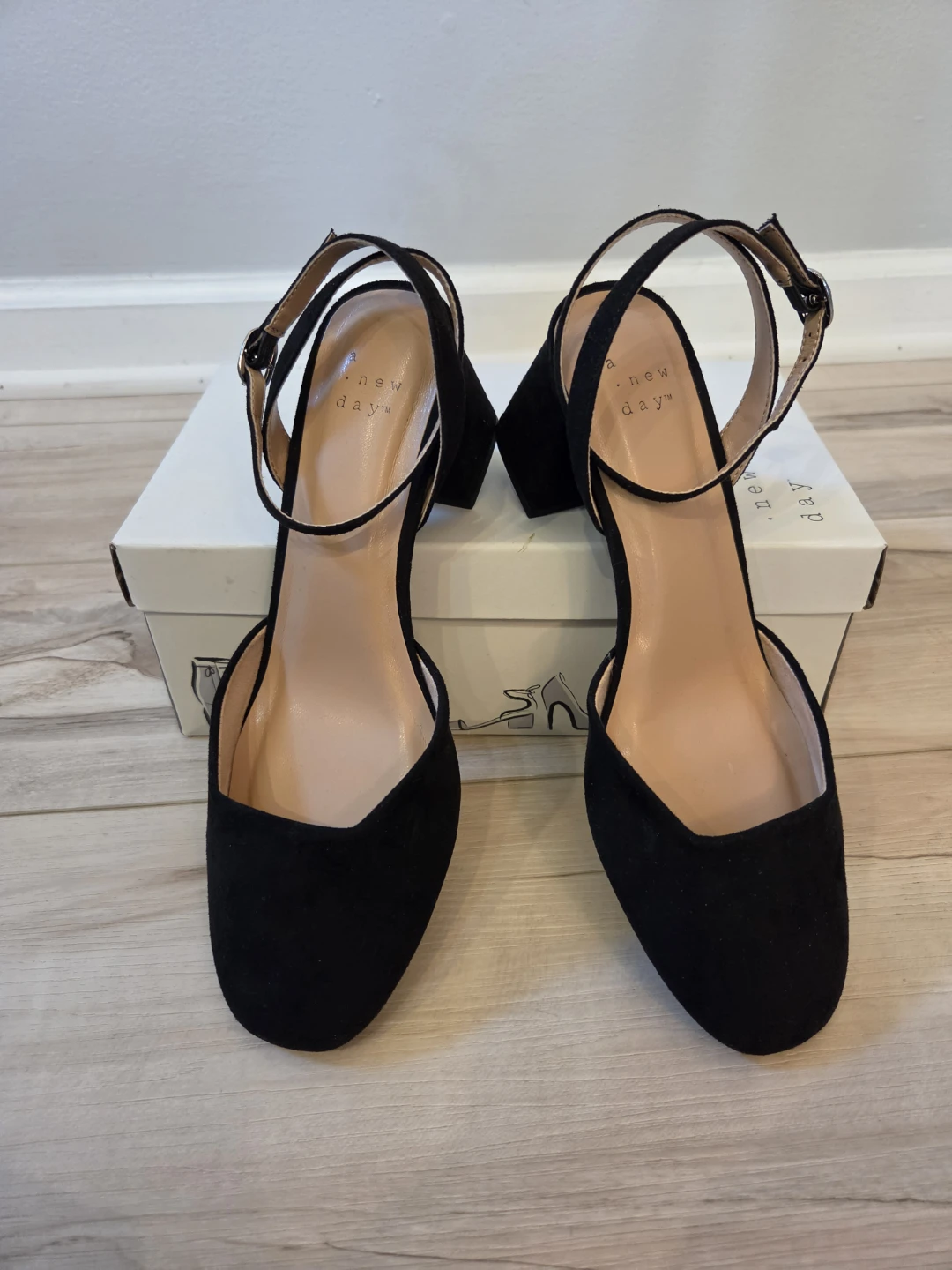 A New Day Black Alexa Heels Size 8
