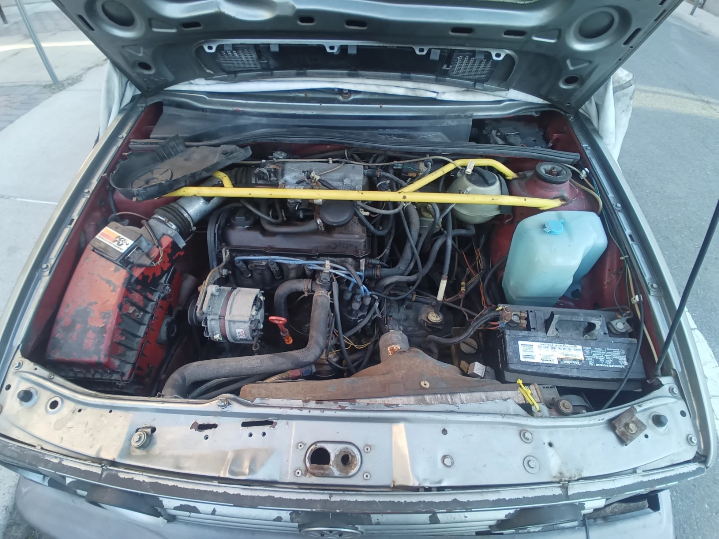 Volkswagen Golf Roll Cage and Fire Extinguisher - photo 3