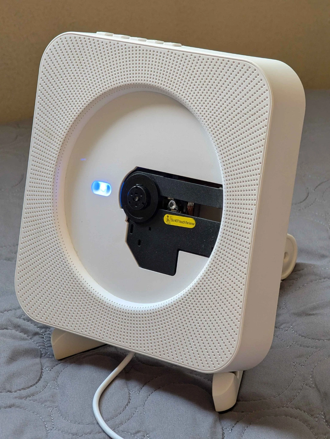 CD Player with Remote and Stand - Working, Tested - photo 4