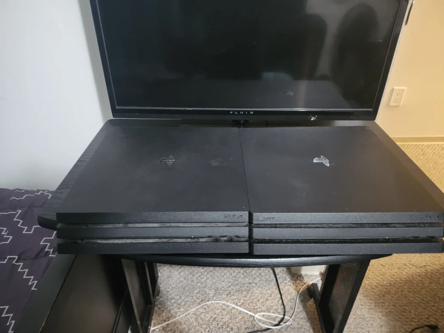 Fluid TV with 2 PlayStation 4 Pro Consoles & Controller - photo 5
