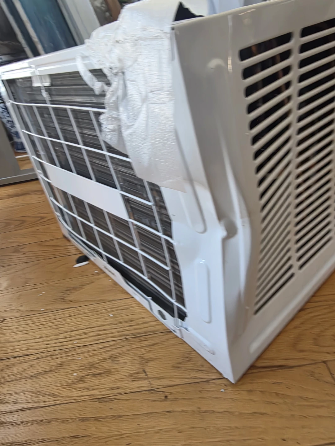 Ktaxon 12000 BTU WiFi Window Air Conditioner - photo 2