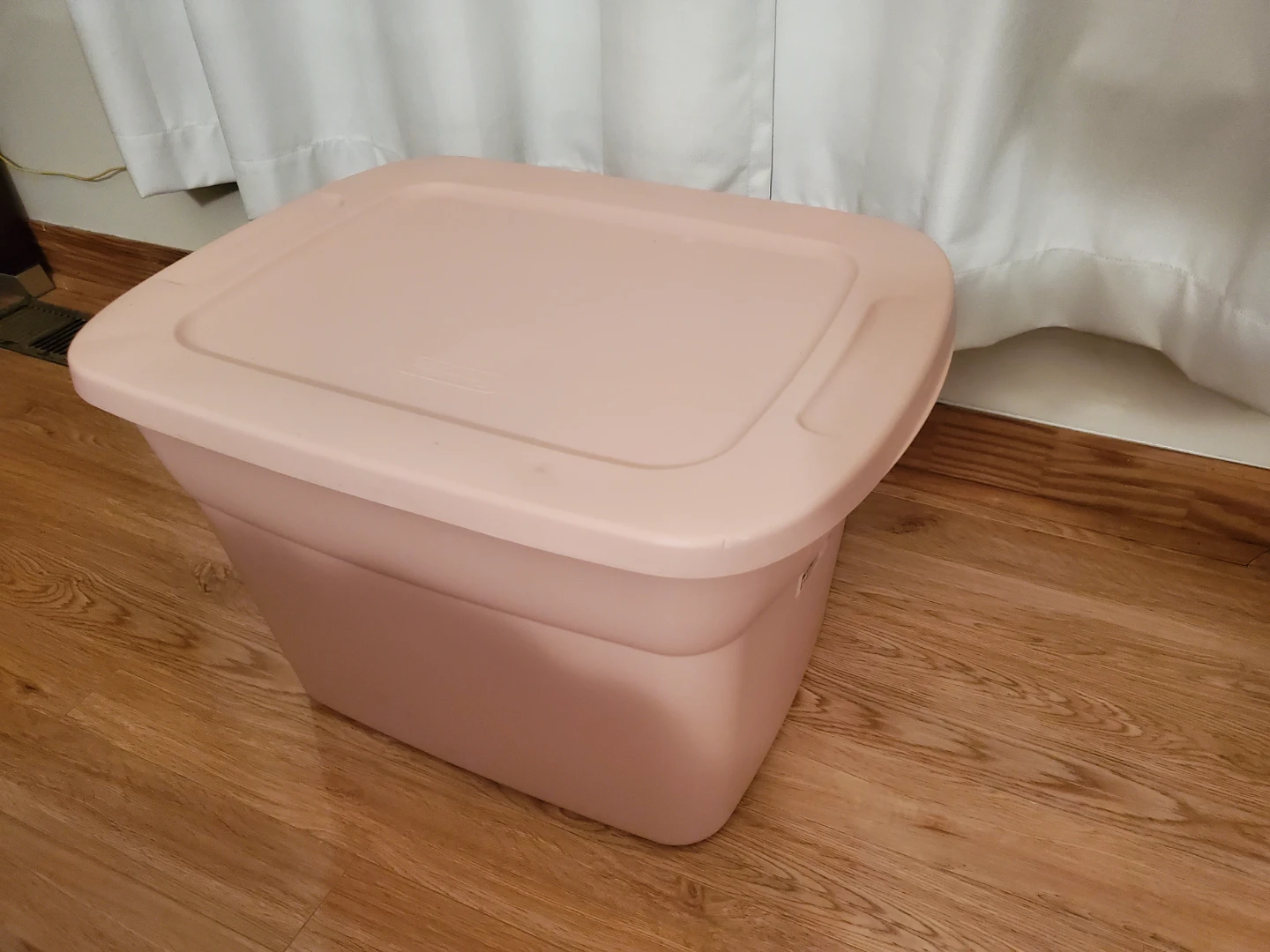 Sterilite 18 Gallon Storage Bin