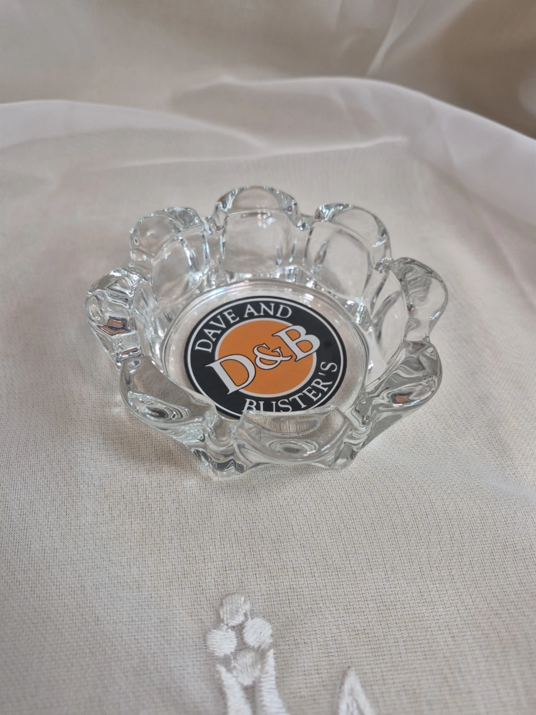 Dave & Buster's 4" x 1" Clear Glass Ashtray Suvenier Collectible - photo 2
