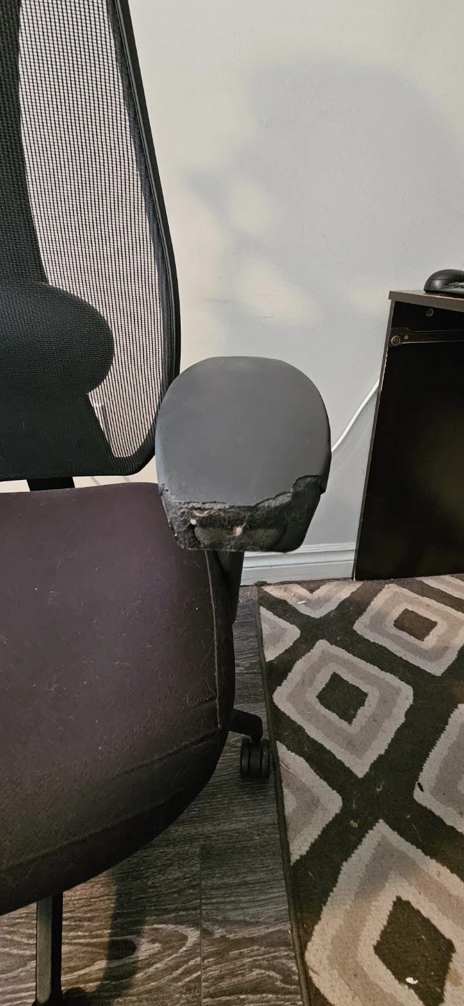 Ergonomic Office Chair with Headrest - photo 5
