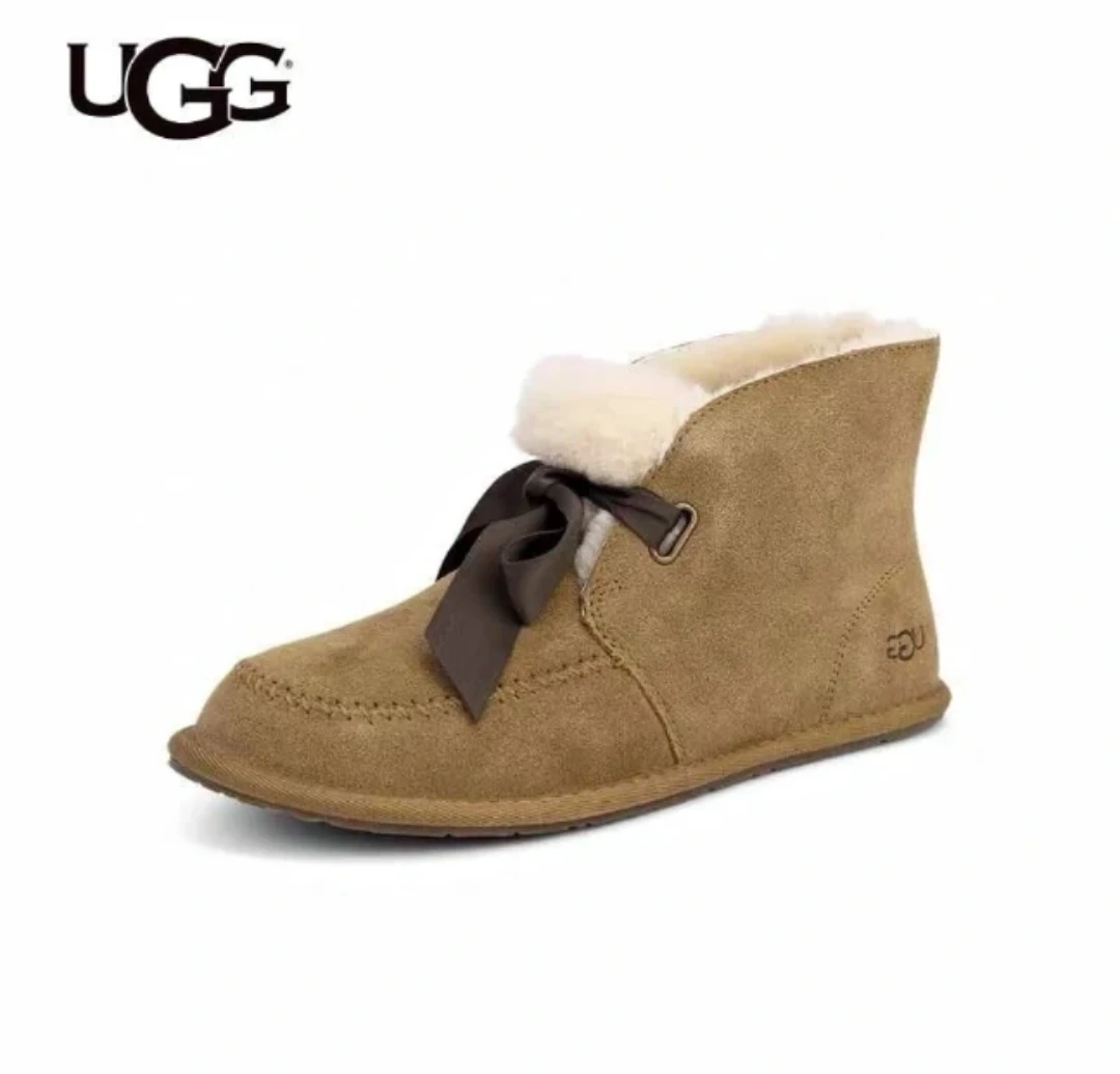 UGG Sheepskin Boots - Size 6/7