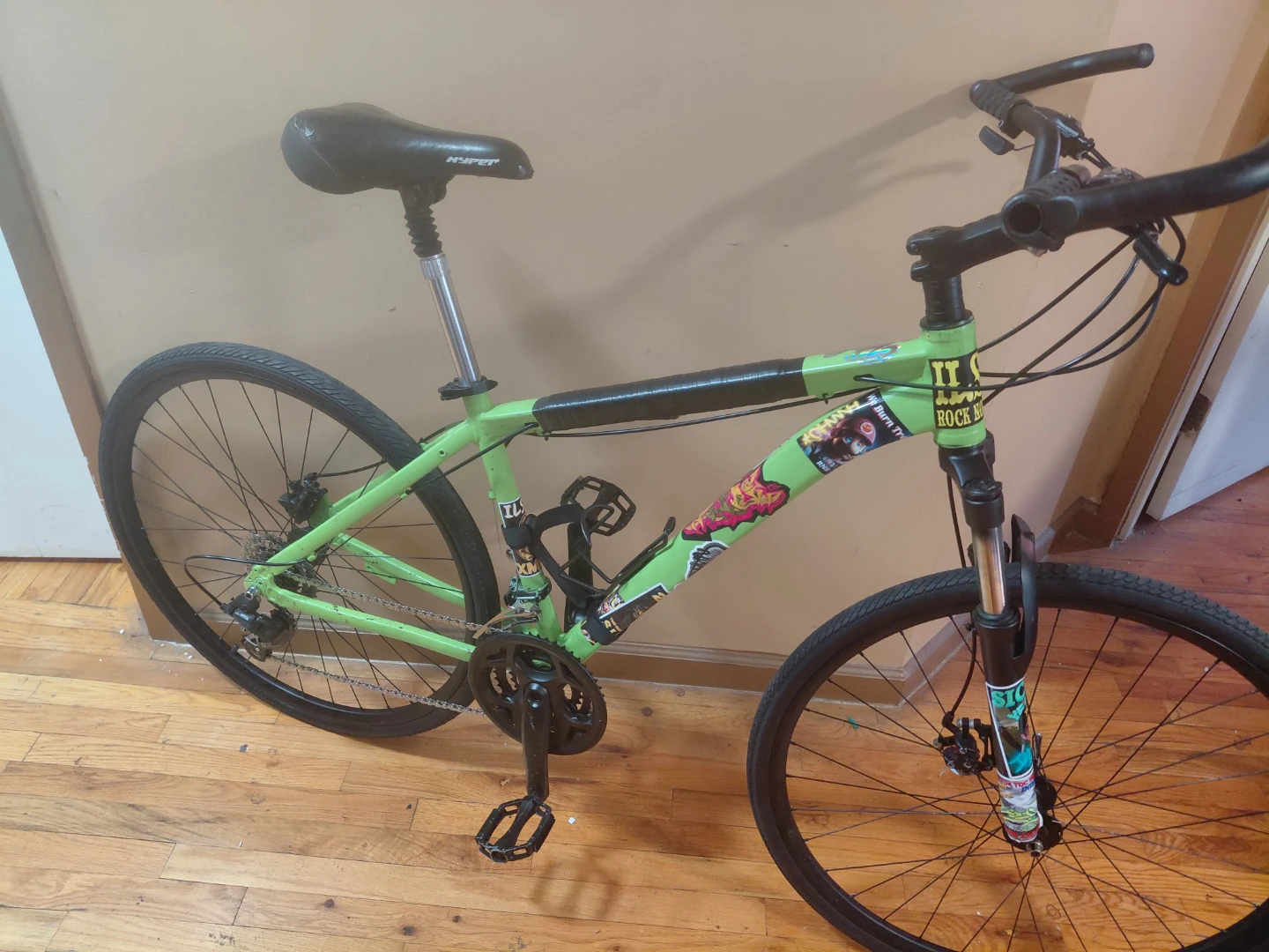 Trek Medium MTN Bike for sale - Needs Brakes - photo 3