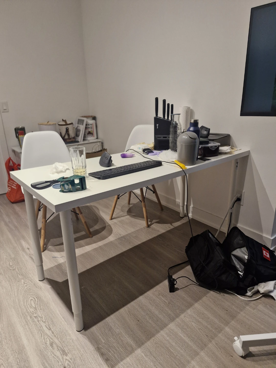 White Dining Table Desk from IKEA - photo 2