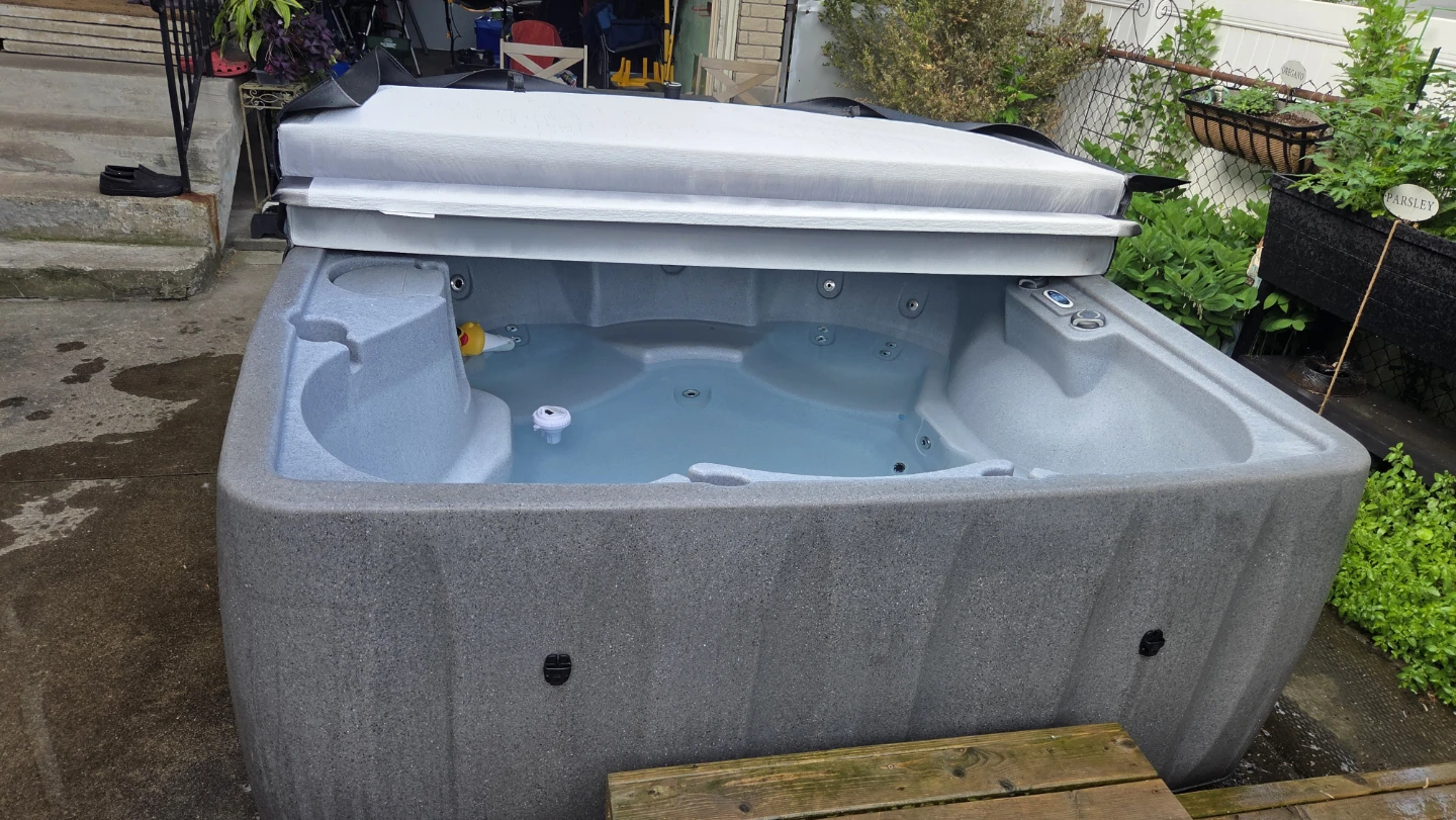 Hot Tub / spa cover - photo 4