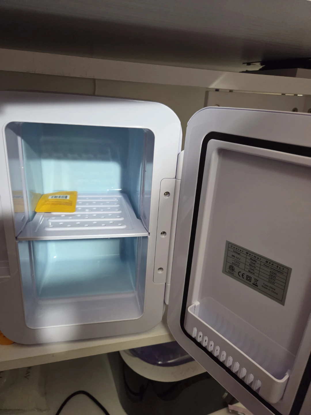 Good Molecules Mini Fridge Cooler - photo 2