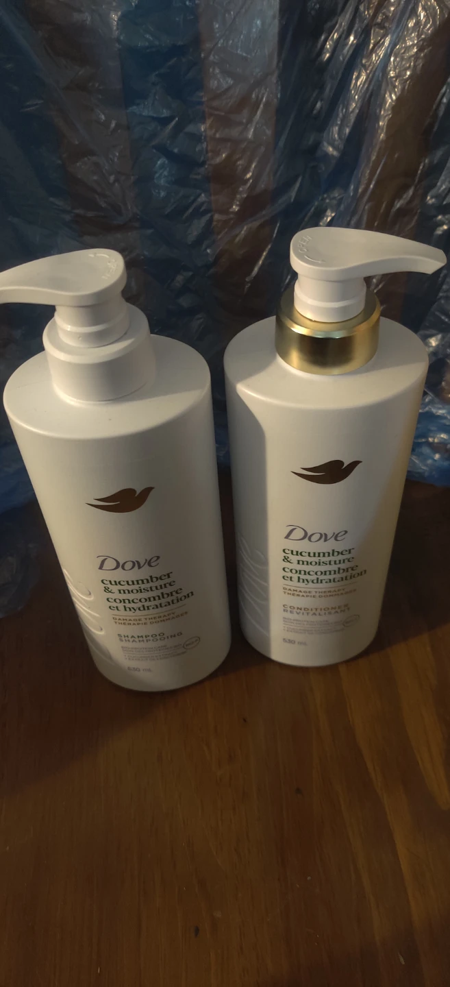 Dove Cucumber & Moisture Shampoo & Conditioner Set