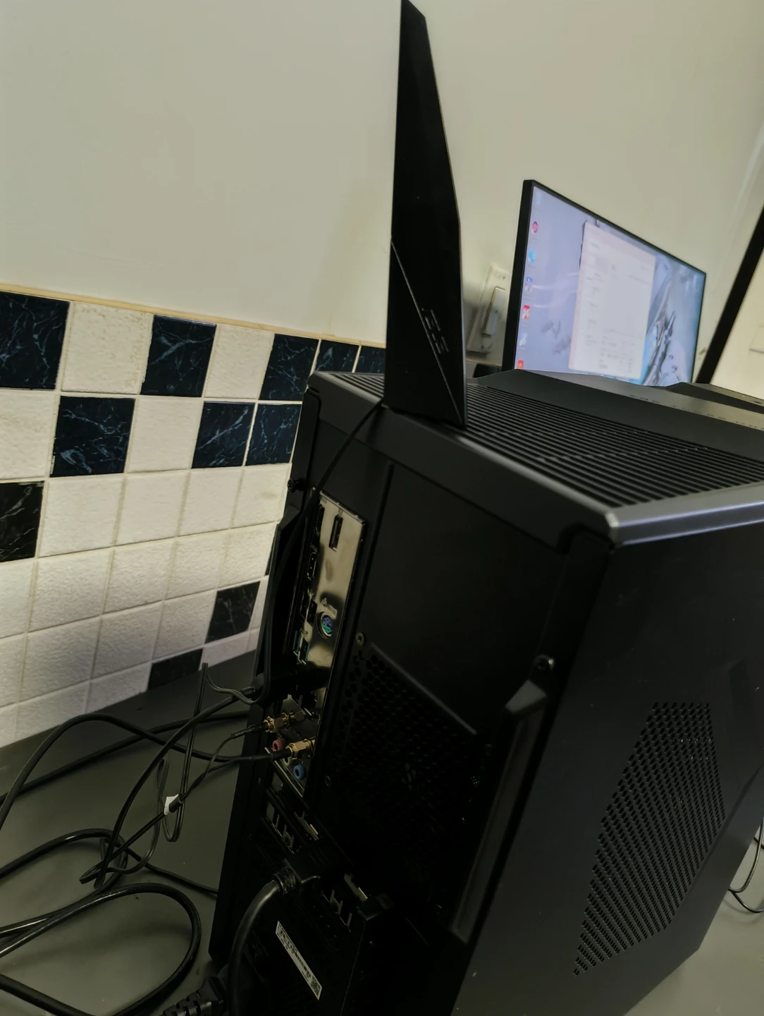 Gaming PC | Intel i5-13400F | RX 6600 8GB | 16GB RAM | 2TB SSD - photo 3