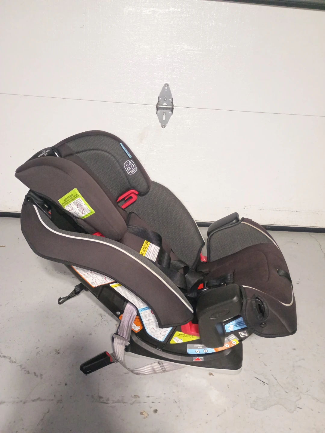 Graco 4Ever All-in-One Convertible Car Seat - photo 2