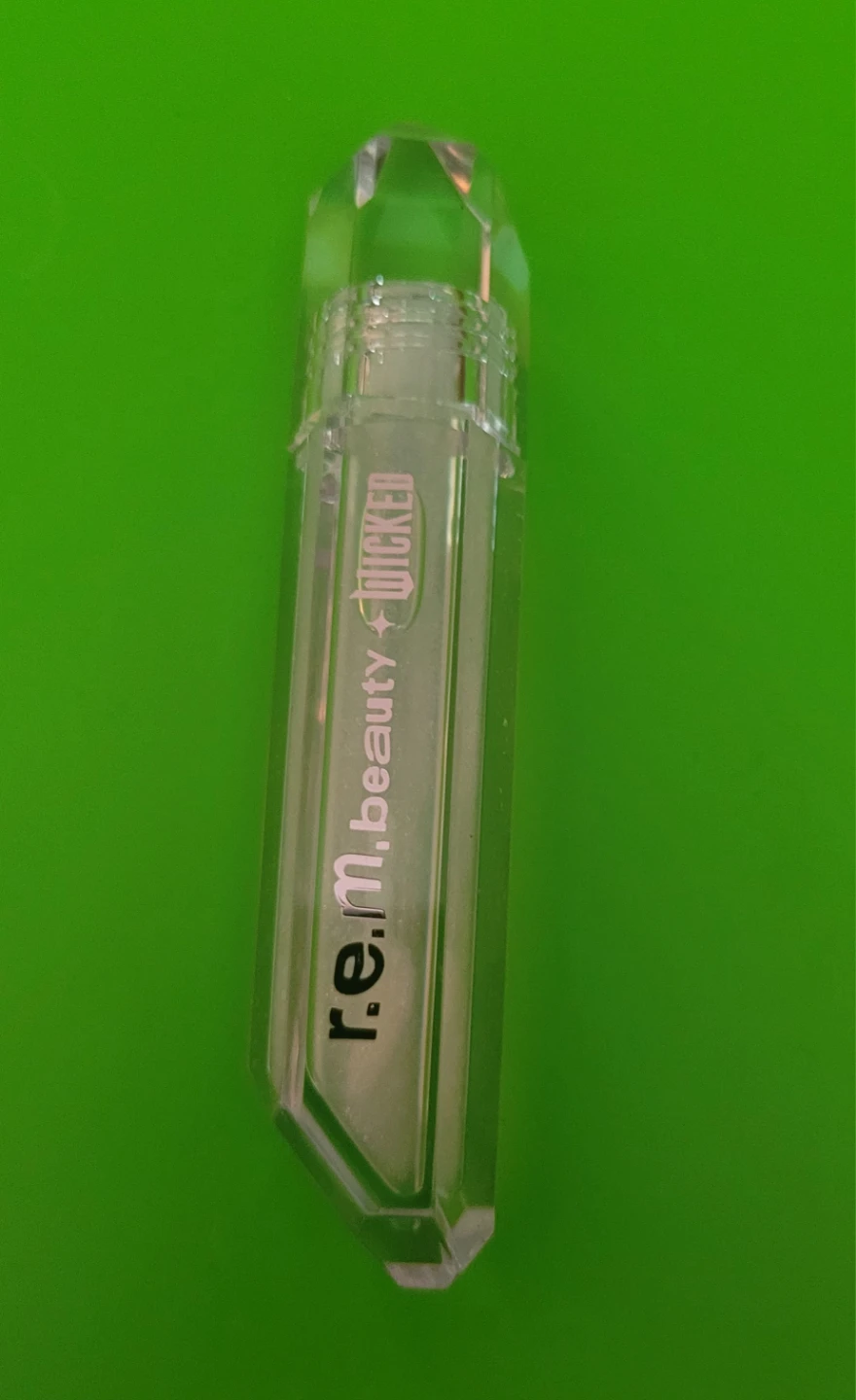 r.e.m. beauty Wicked SO POPULAR Lip & Fragrance Set - photo 3