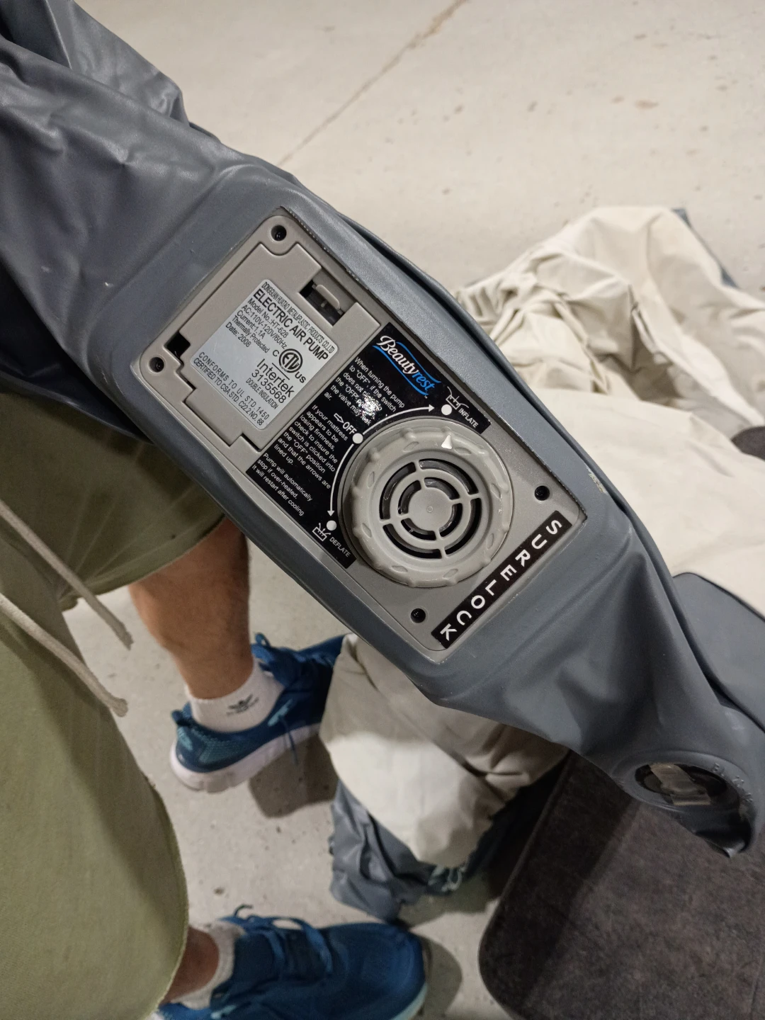 Insta-Bed Air Mattress with Built-in Pump