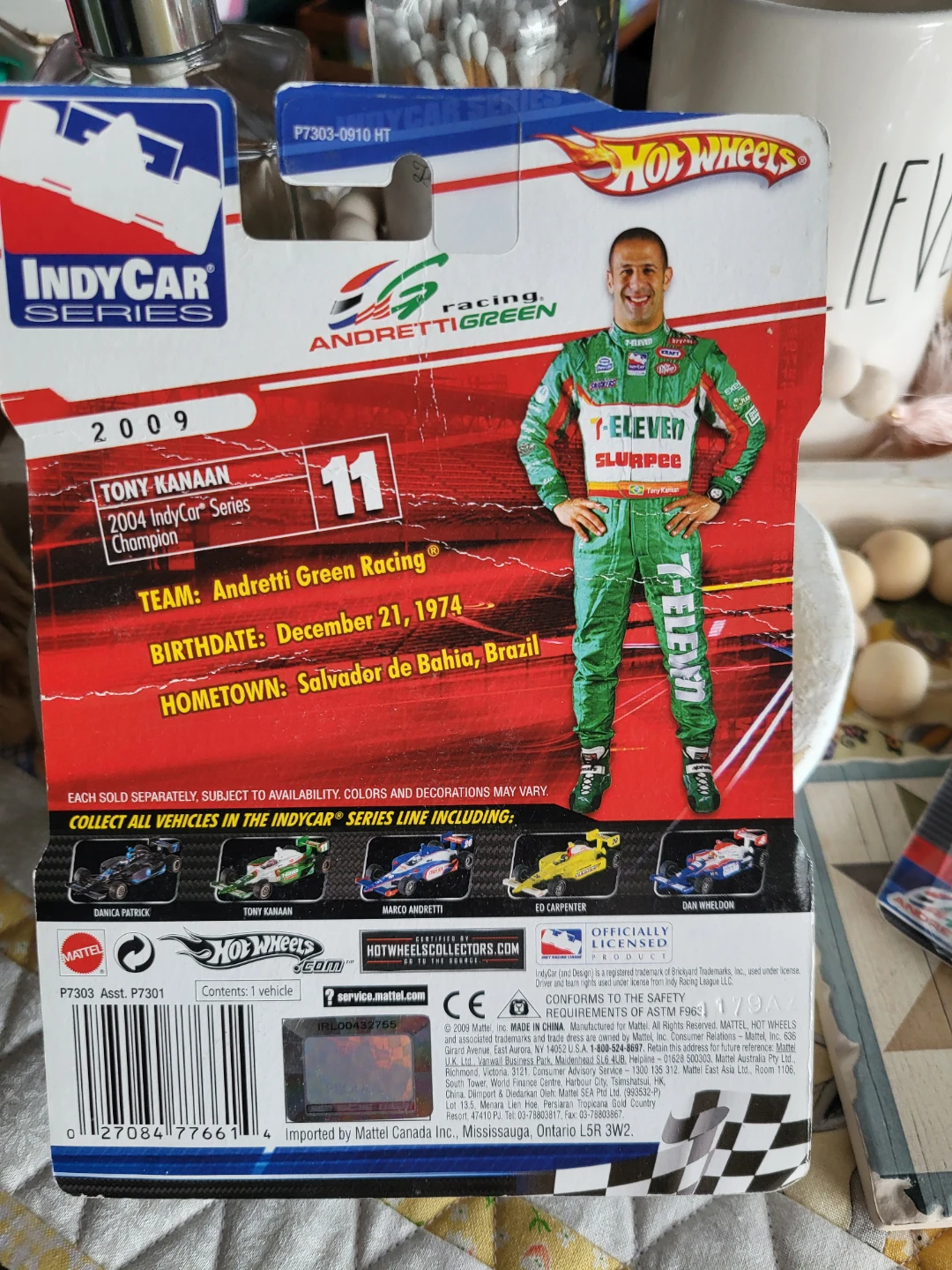 Hot Wheels IndyCar Series Tony Kanaan #11 Diecast Car - photo 3