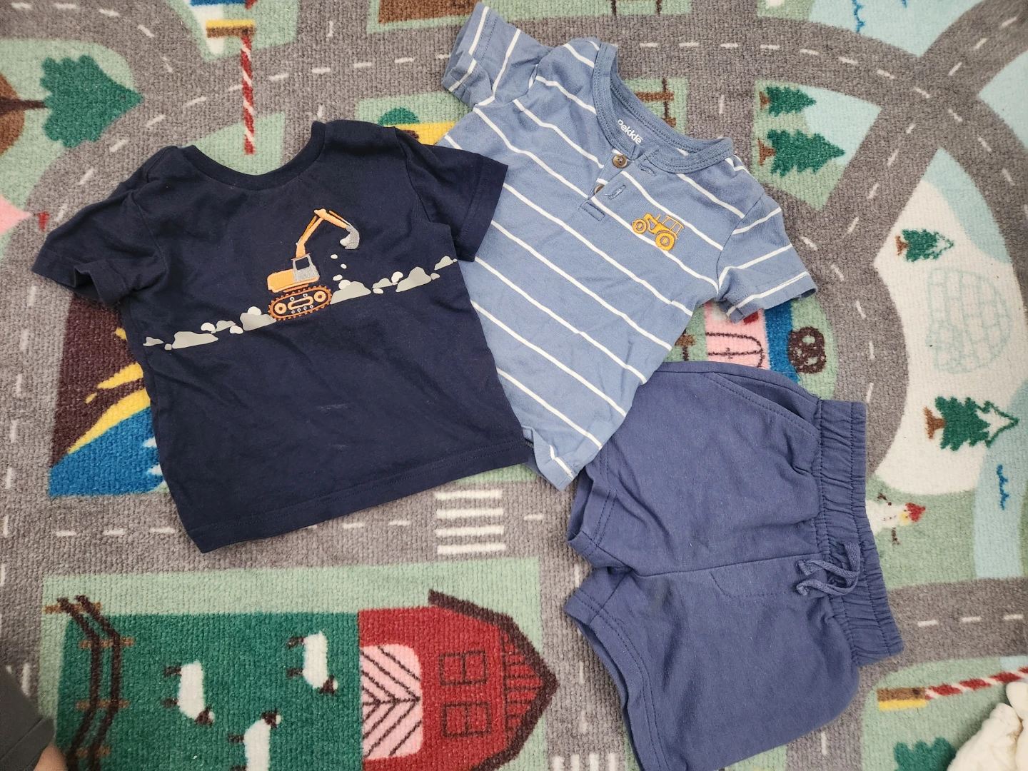 Pekkle 12M Baby Outfit - 2 Tops & Shorts
