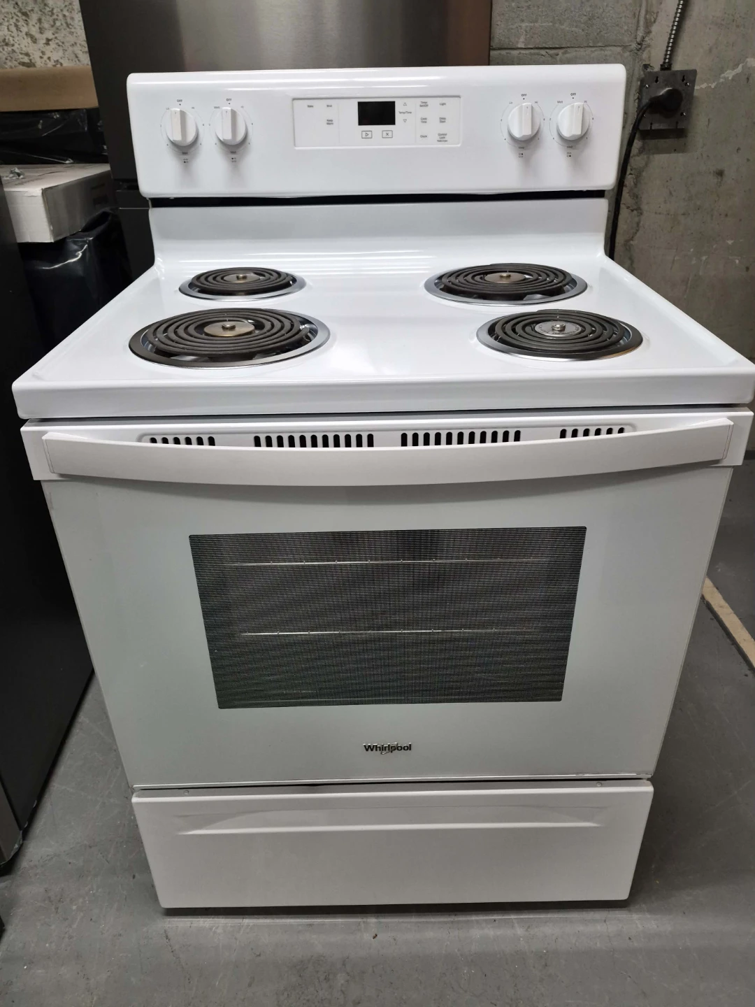 Whirlpool Electric Range - photo 2