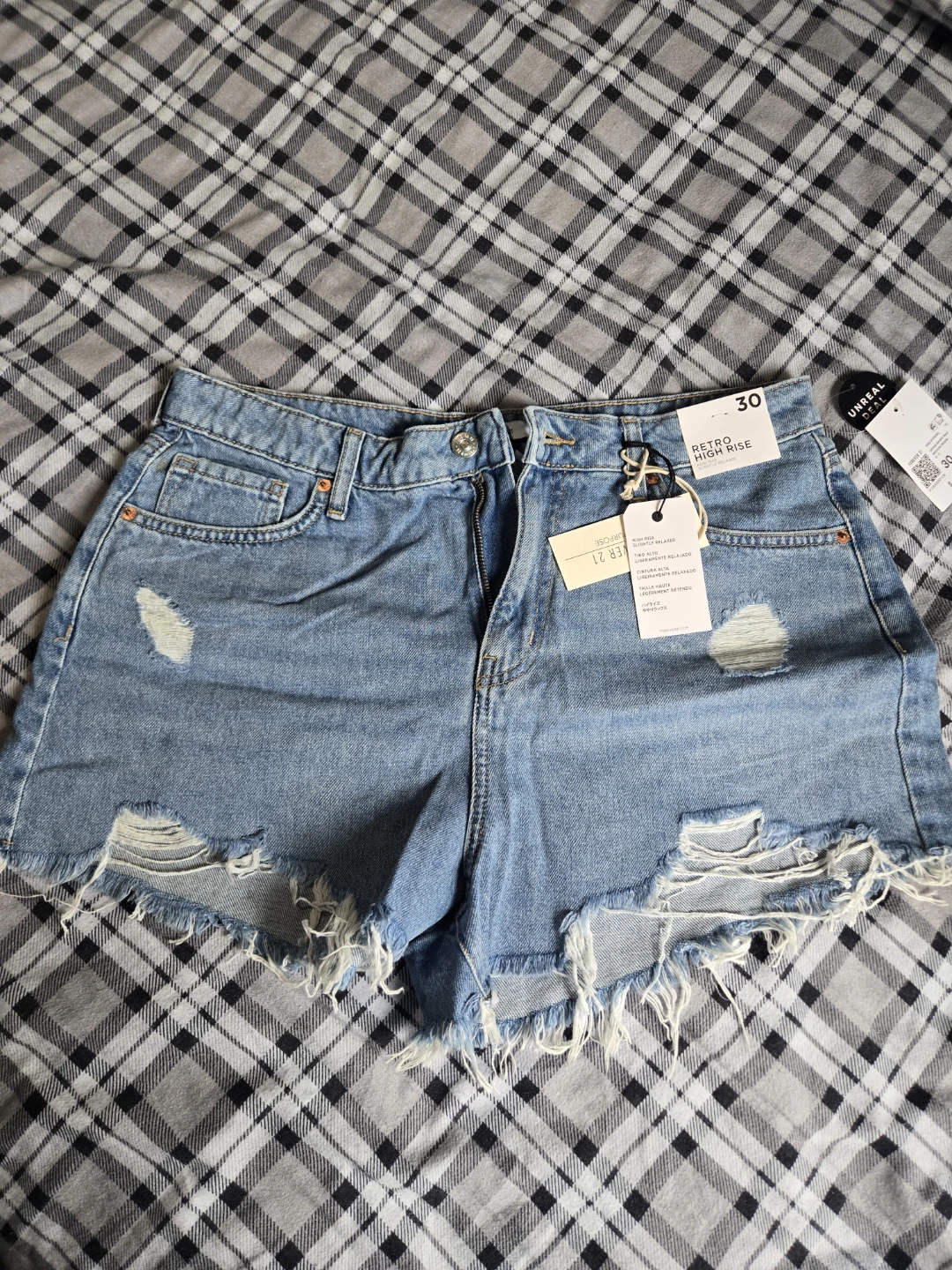 Forever 21 Women's Retro High Rise Denim Shorts - photo 2