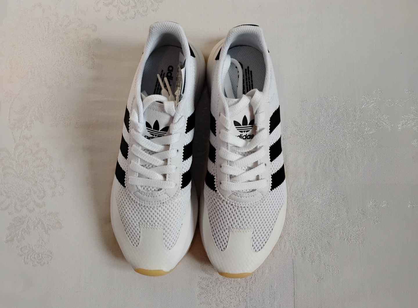 Ladies 70's Style Genuine Leather Sneakers - photo 3