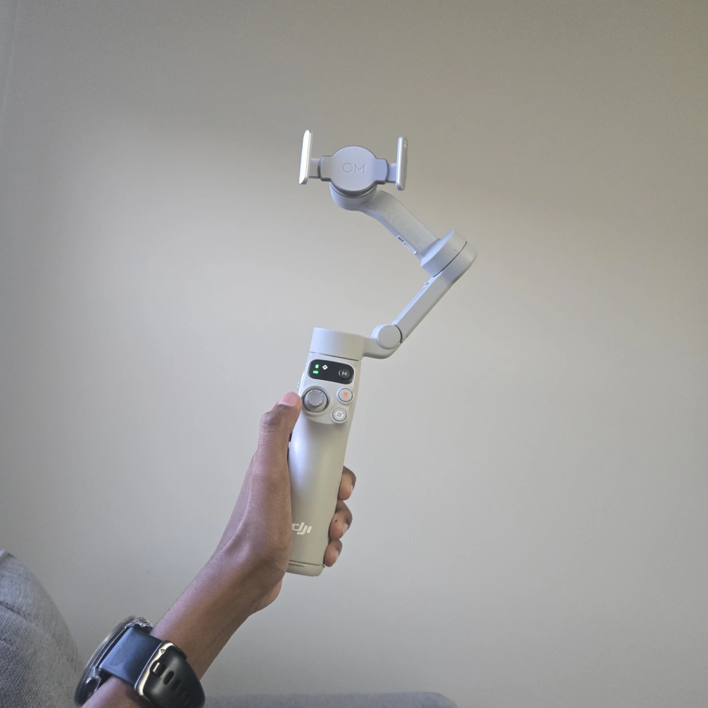 DJI Osmo Mobile 7 Gimbal Stabilizer