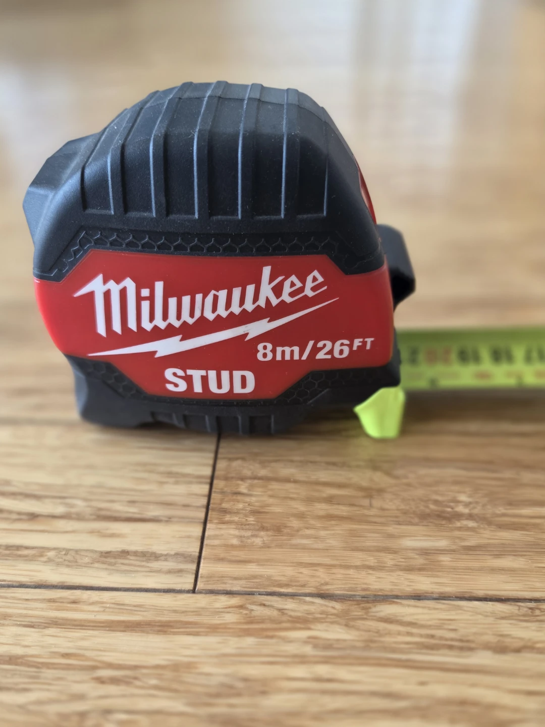 Milwaukee Tape Measure 8m/26FT