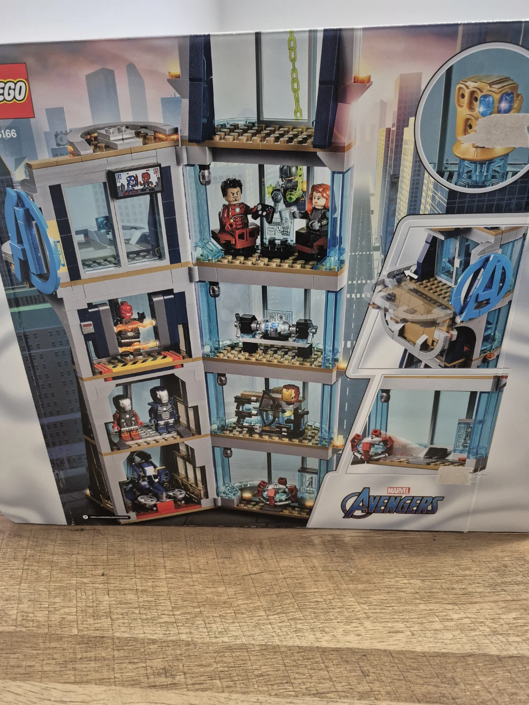 LEGO Marvel Avengers Tower Battle Set 76166 - photo 4