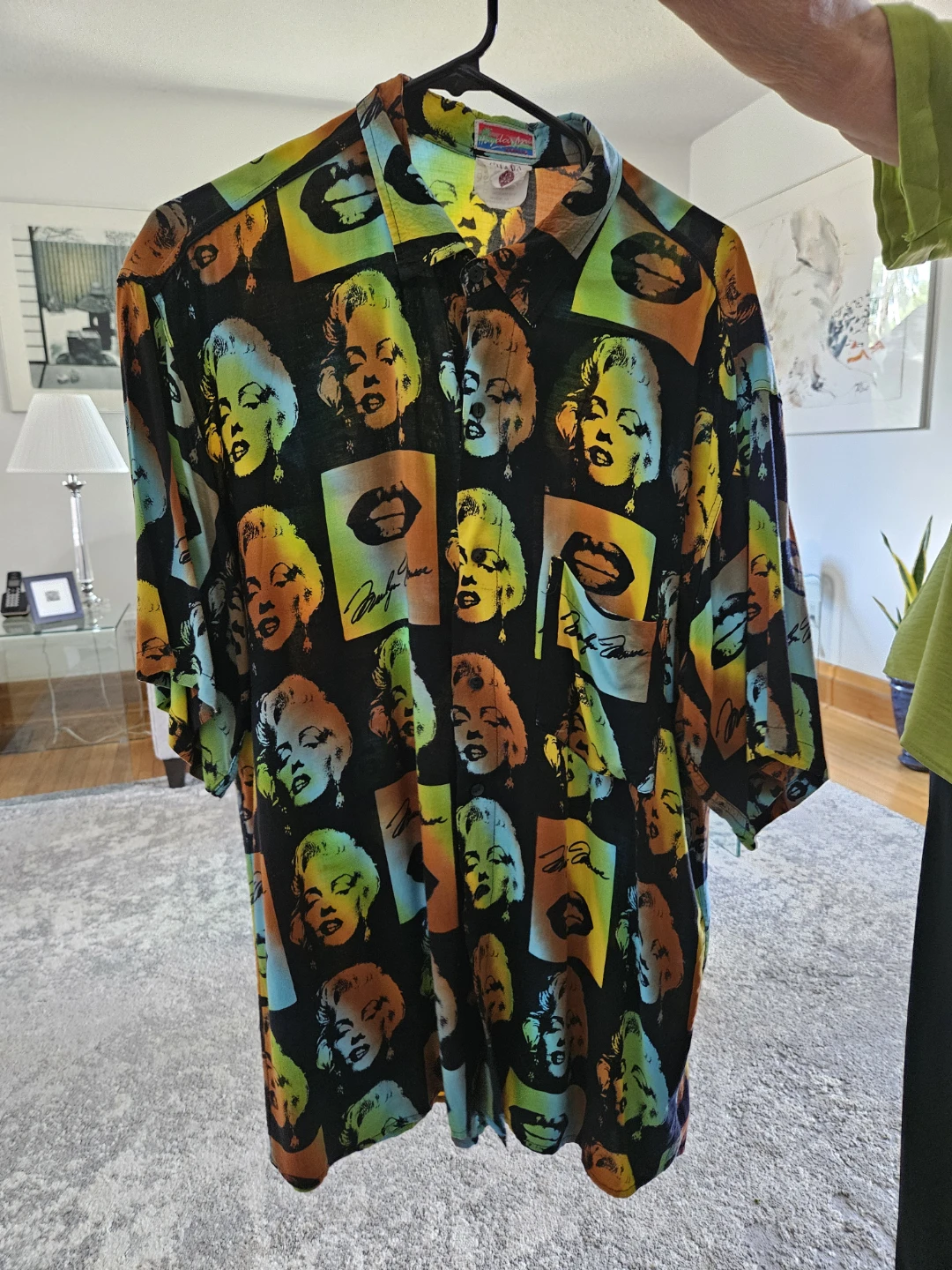 RARE VINTAGE Marilyn Monroe Short Sleeve Button-Up Shirt