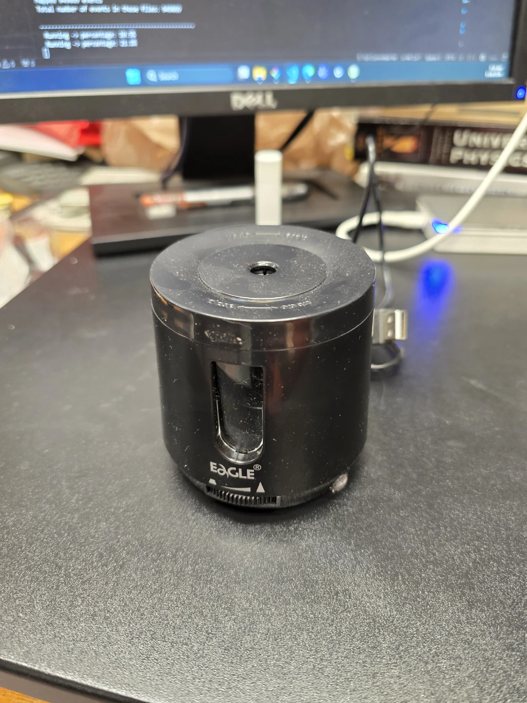 ⚽ Eagle Electric Pencil Sharpener