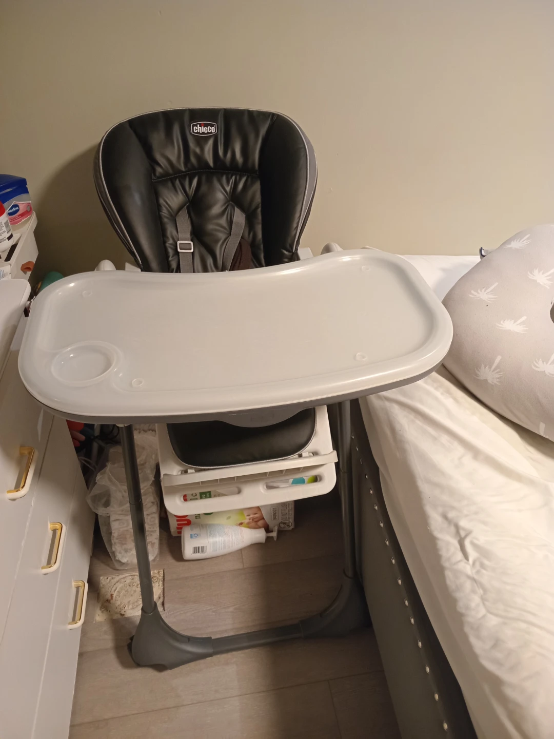 Chicco High Chair - photo 2