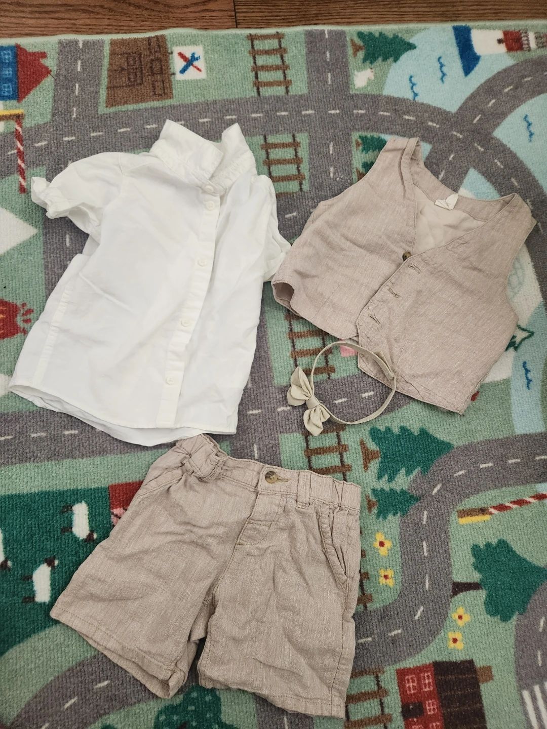 H&M Baby Boys 3-Piece Linen Blend Suit Set - photo 2