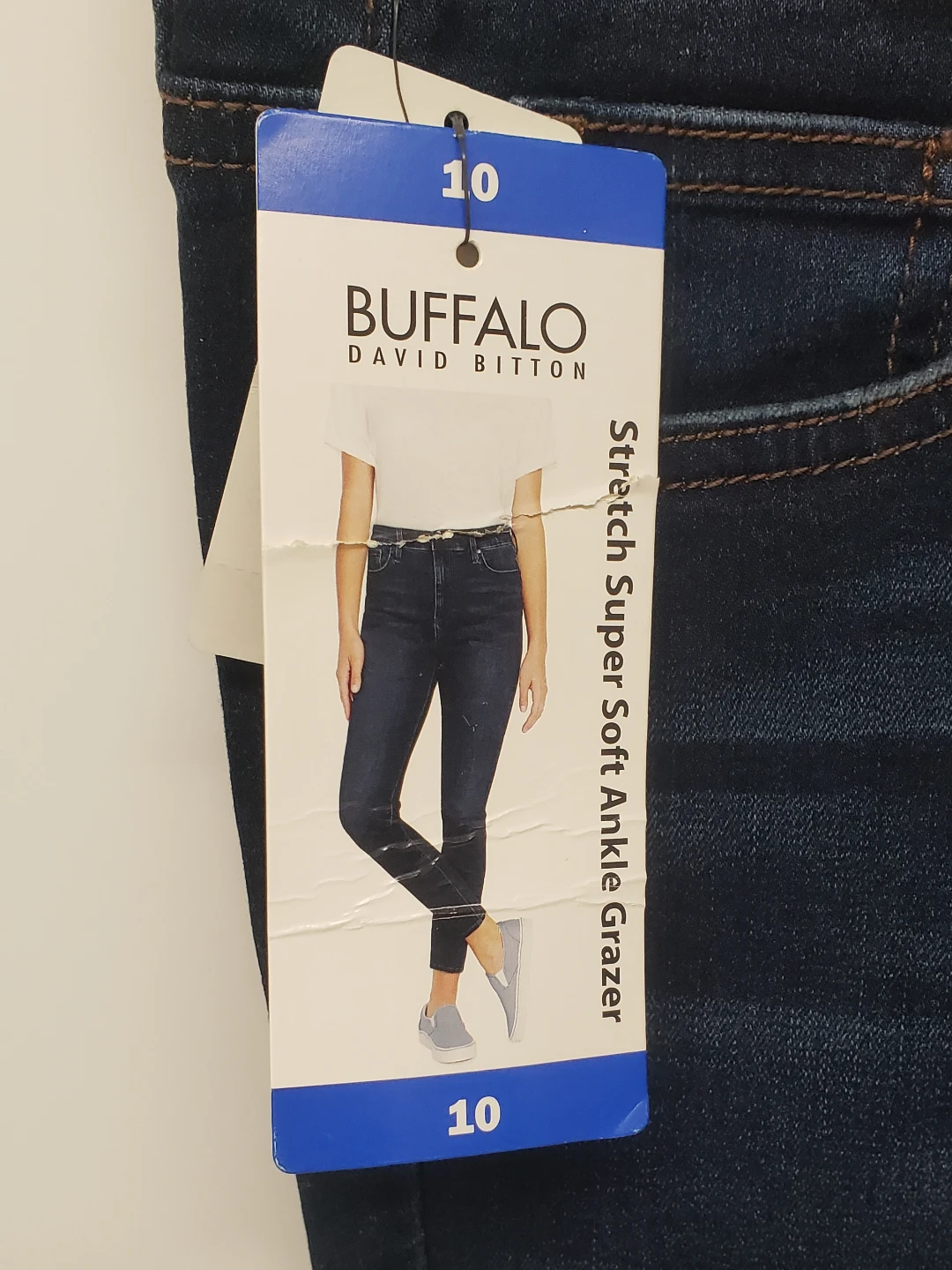 Brand new Buffalo David Bitton Women's Aubrey Jeans - photo 2
