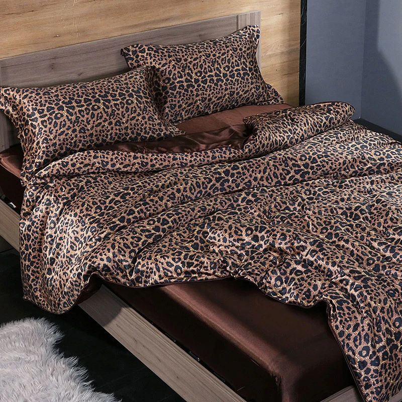 40 mom Silk Leopard Print Duvet Cover Set 4 pieces