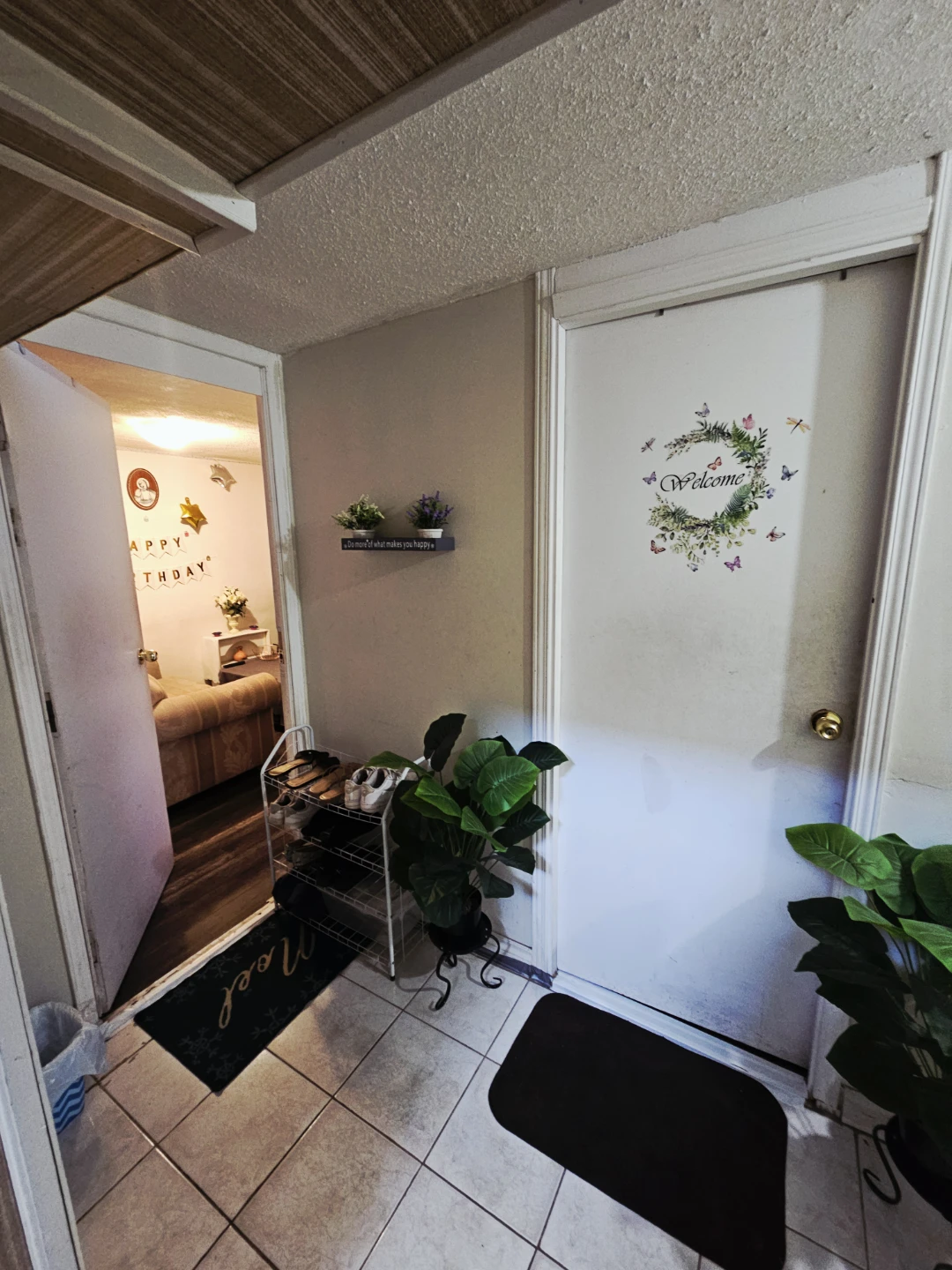 In basement private room available for rent - photo 5