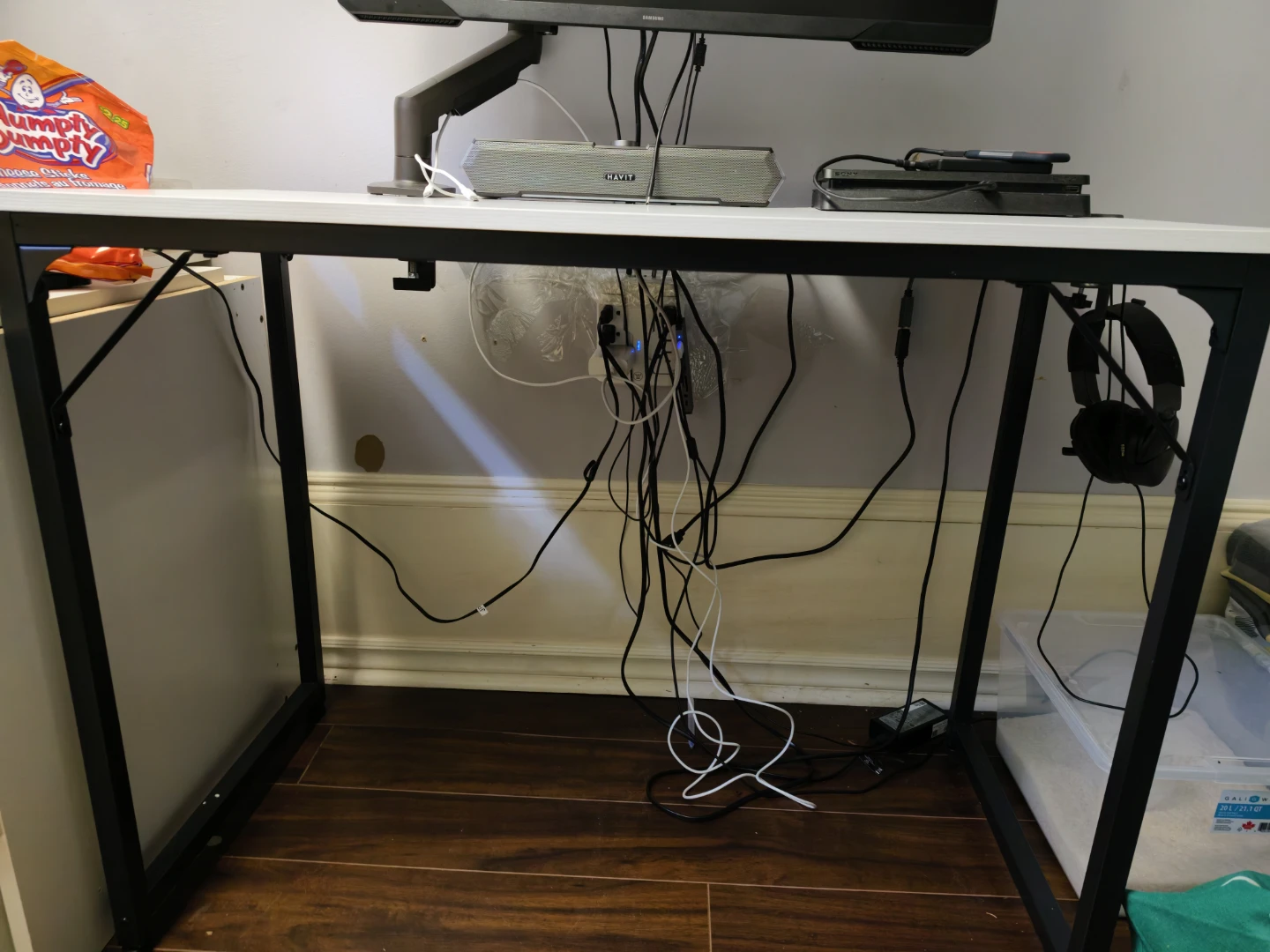 White Desk with Black Frame - photo 3