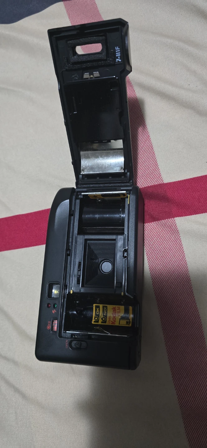 Kodak Star 835 AF 35mm Camera - photo 3