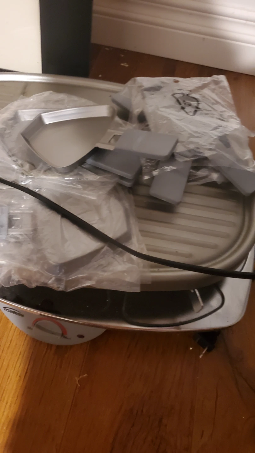 Trudeau grill set