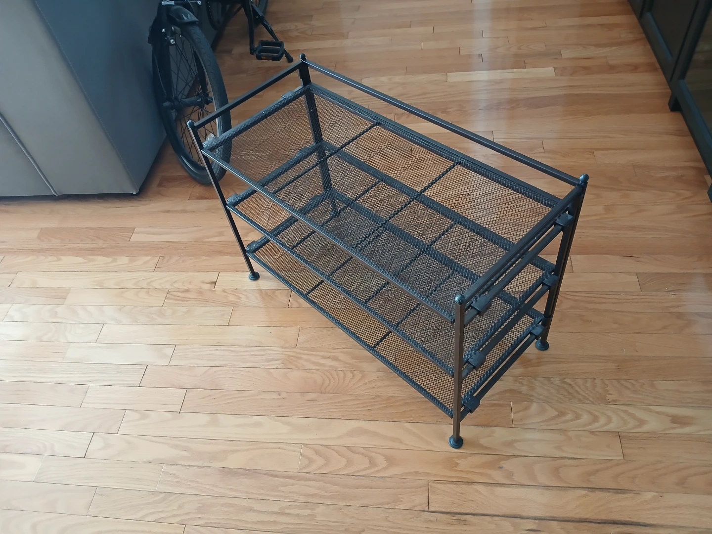 3-Tier Metal Mesh Shoe Storage Shelf - photo 2