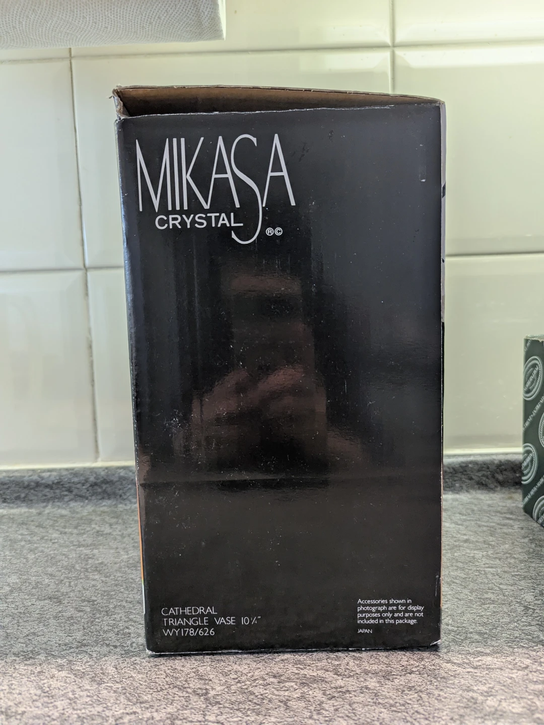 Mikasa Crystal Cathedral Triangle Vase 10.5" - photo 5