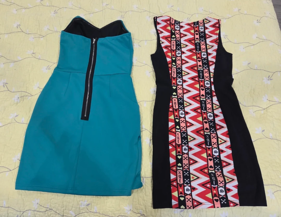 Two women's dresses - photo 2