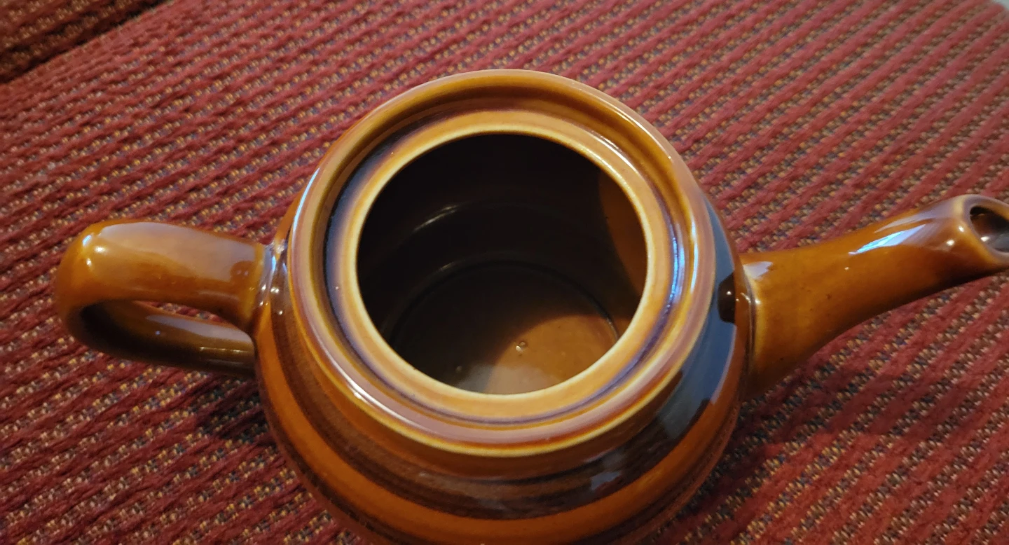 Retro Mid-Century Style Brown Stoneware Teapot with Lid - photo 3