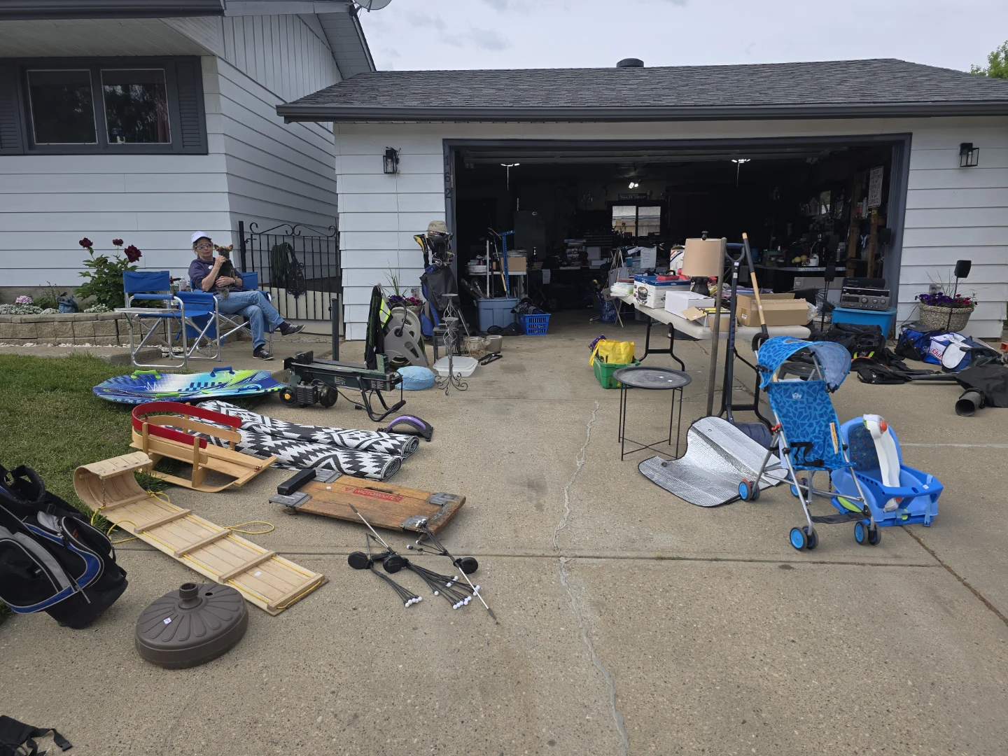 Garage Sale - photo 3
