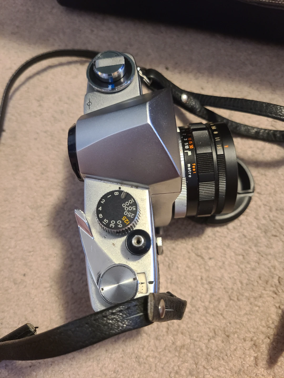 Konica FP Camera with Hexanon 52mm f/1.8 Lens - photo 4